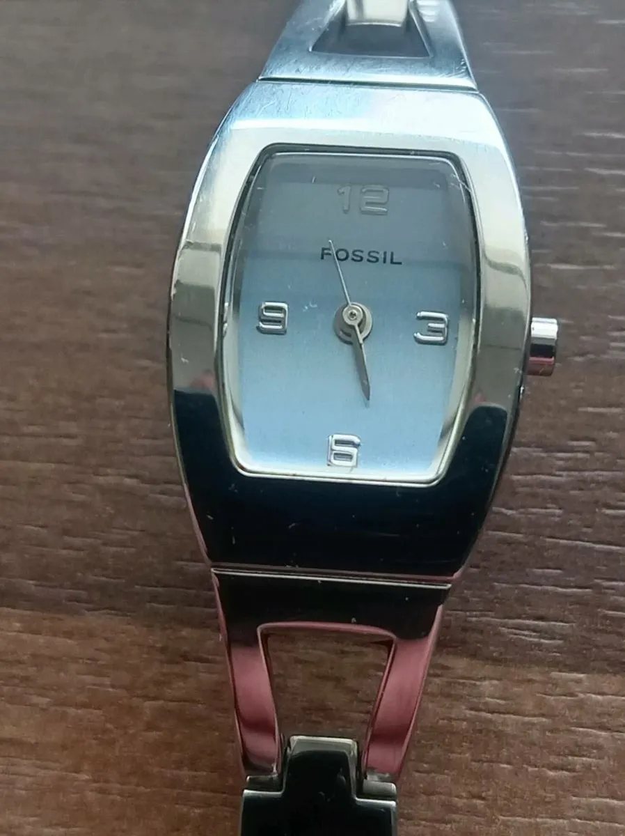 Beautiful ladies watch Fossil bracelet type - Image 1