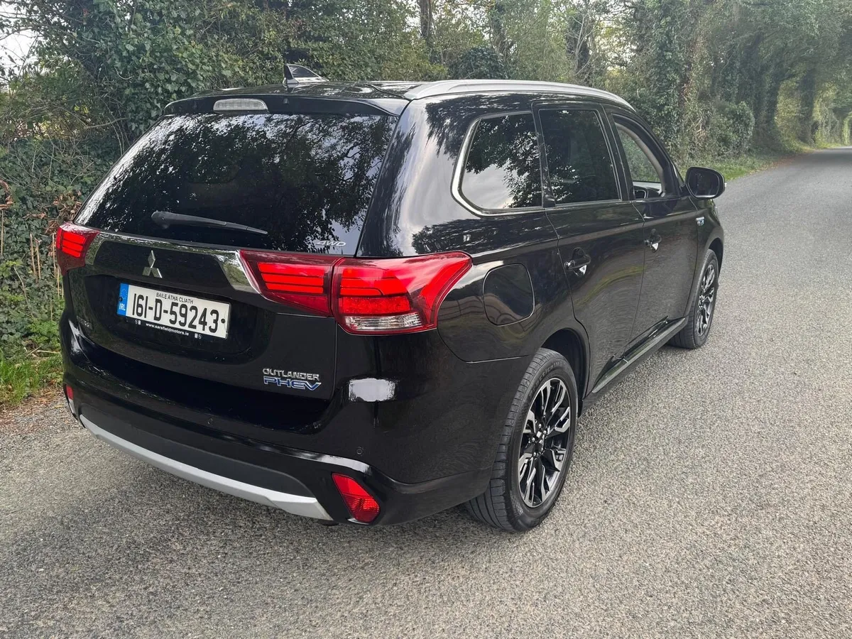 Mitsubishi Outlander 2.0 GX4H PHEV - Image 2