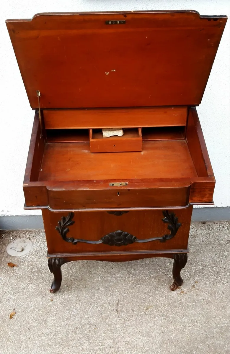 Davenport/writing bureau - Image 2