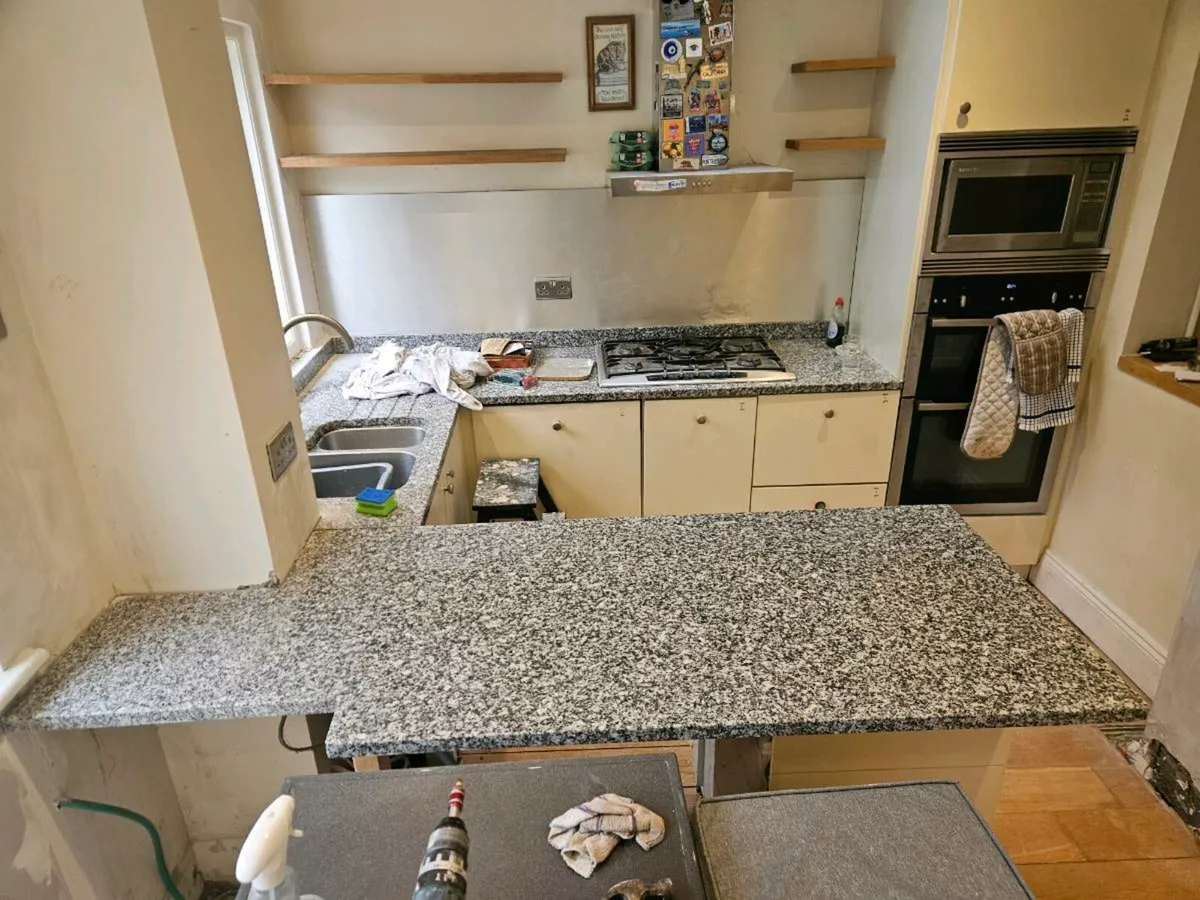 Granite kitchen countertop - Image 2