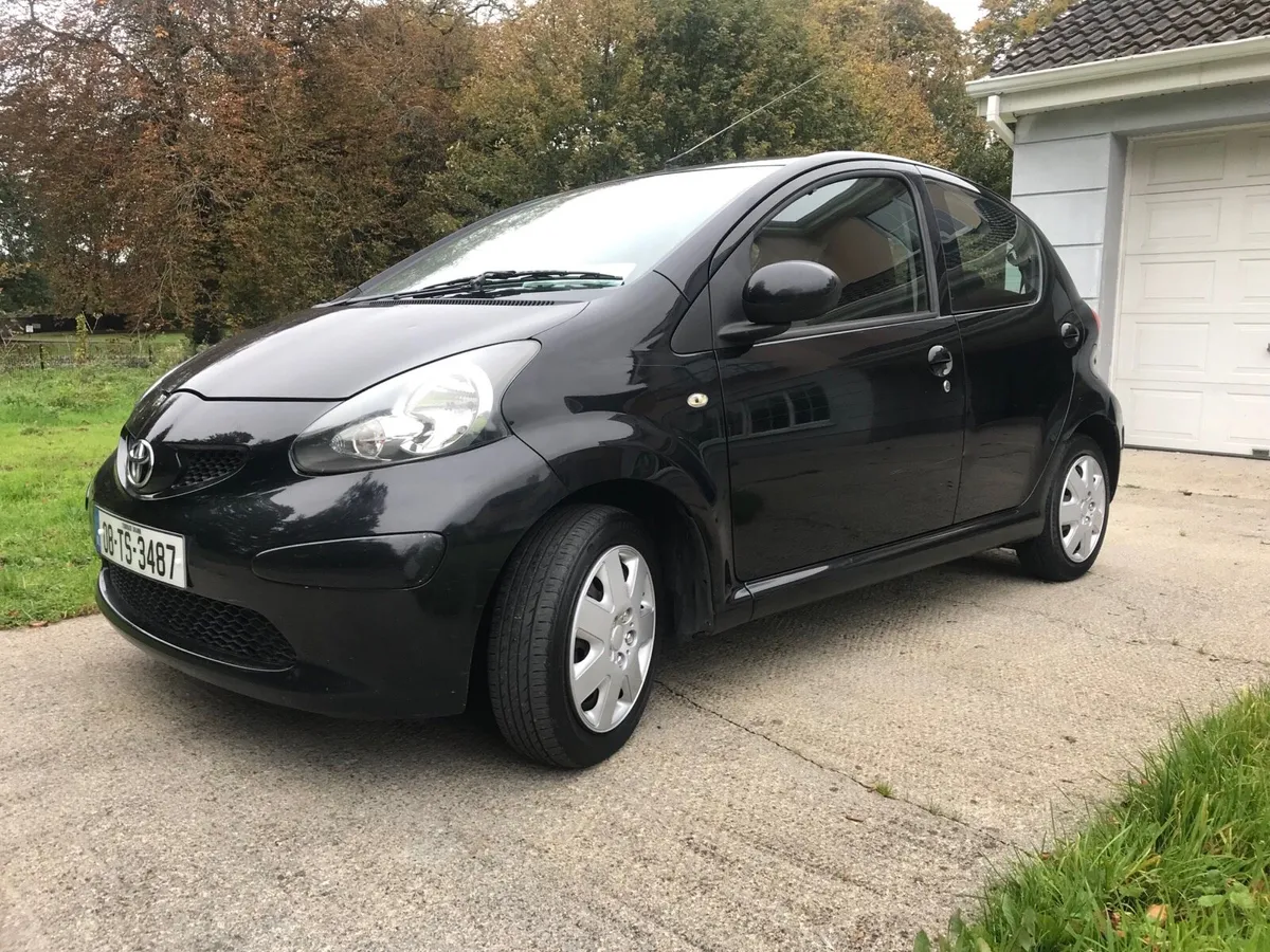Toyota Aygo 1.0 P, NCT 11/26, tax 7/26 - Image 2