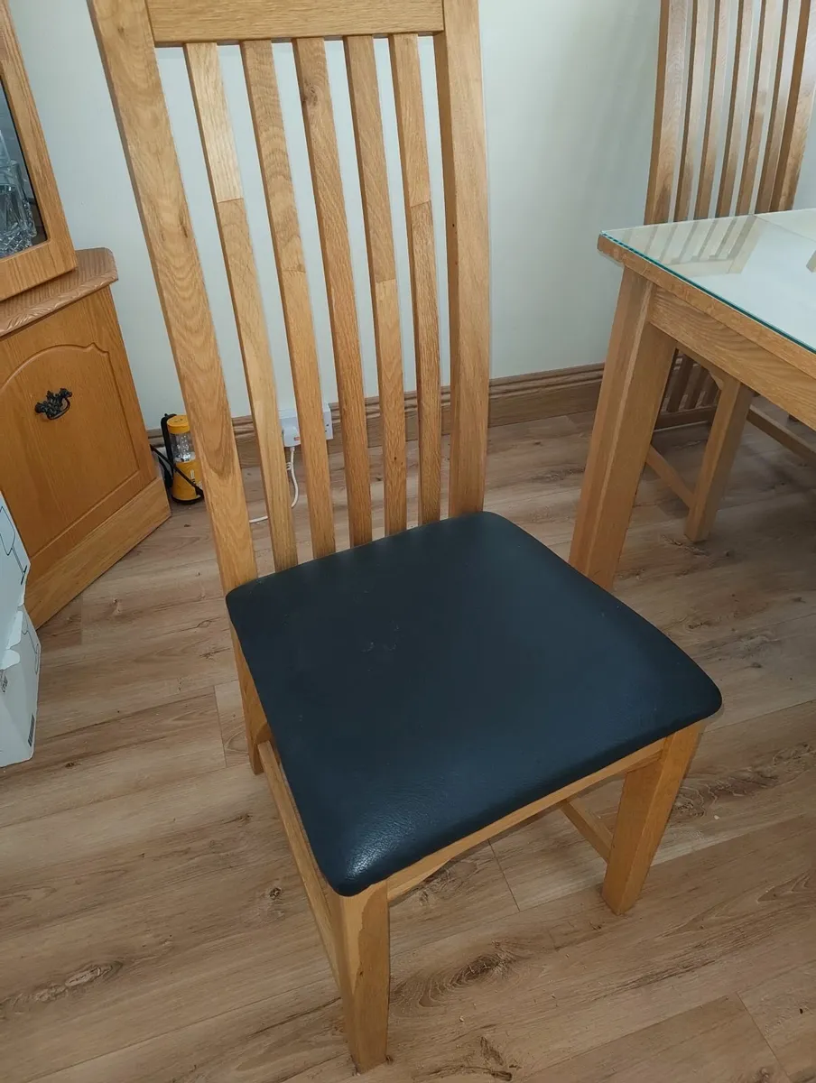 Dining room chairs - Image 2