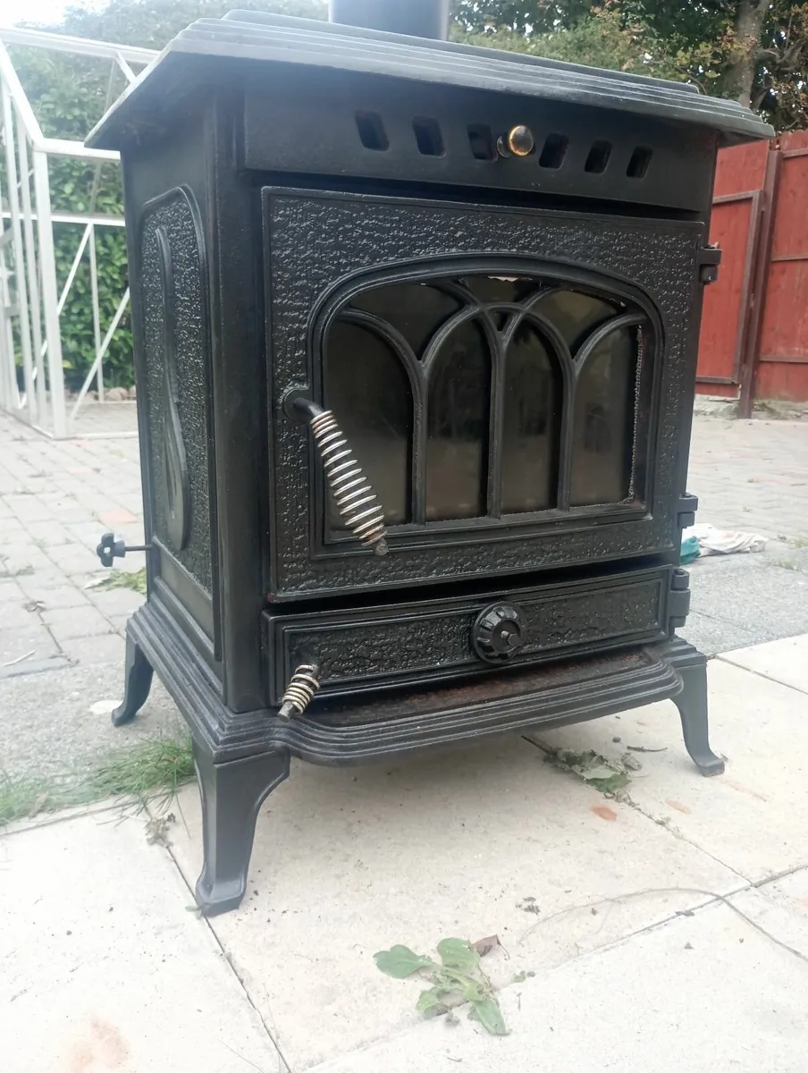 Stove - Image 4