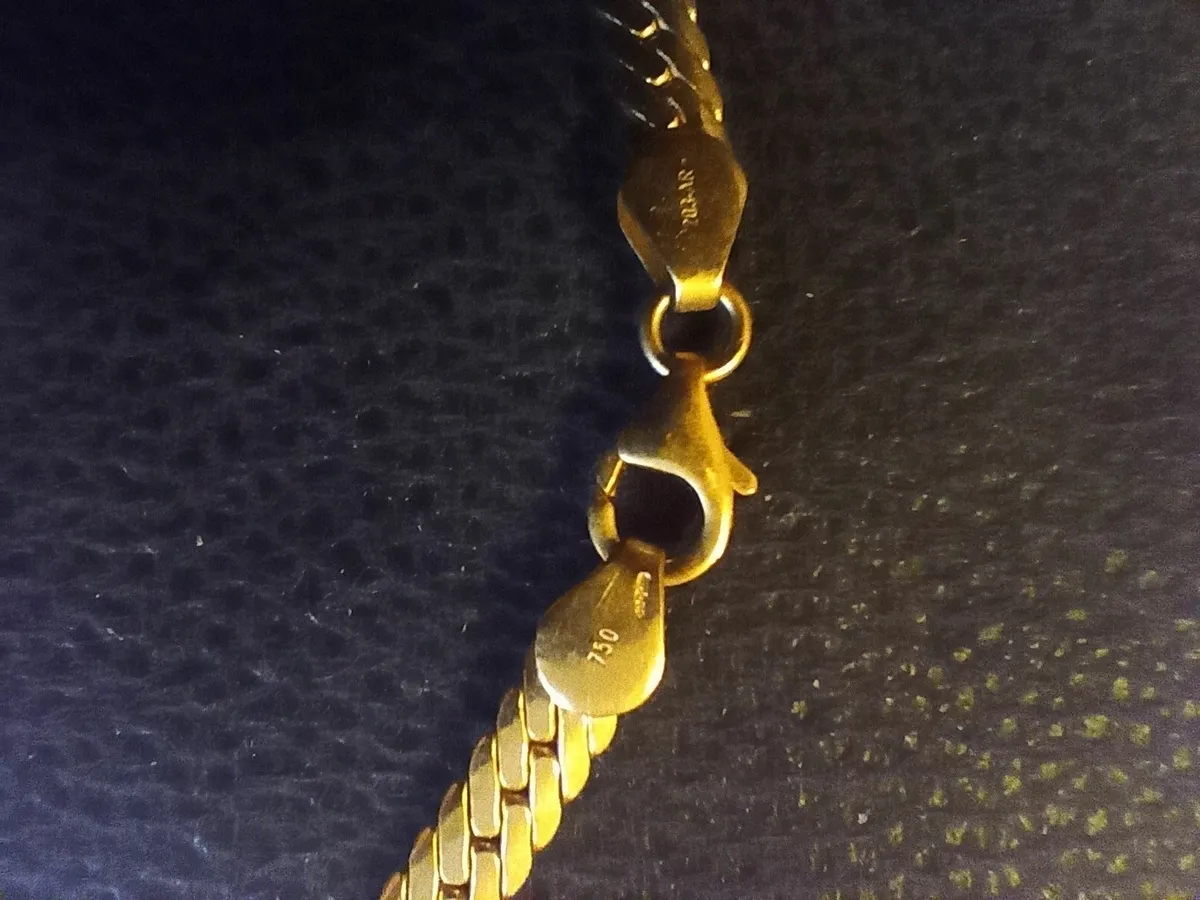 Heavy 18ct hallmarked Gold Chain - Image 3