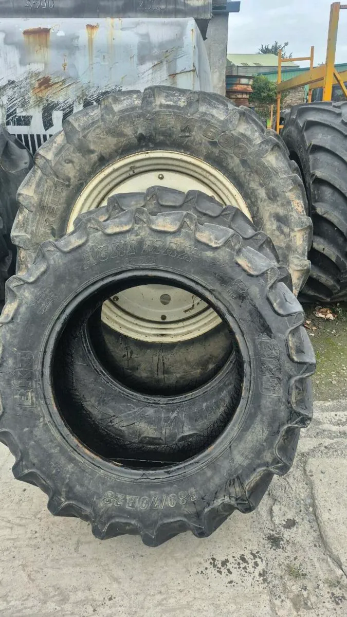 Row crops with back rims - Image 2