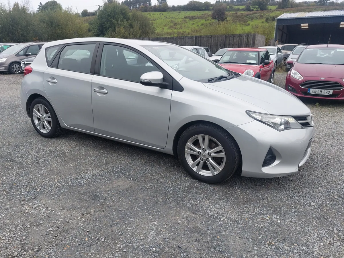 Toyota Auris 2014 - Image 3