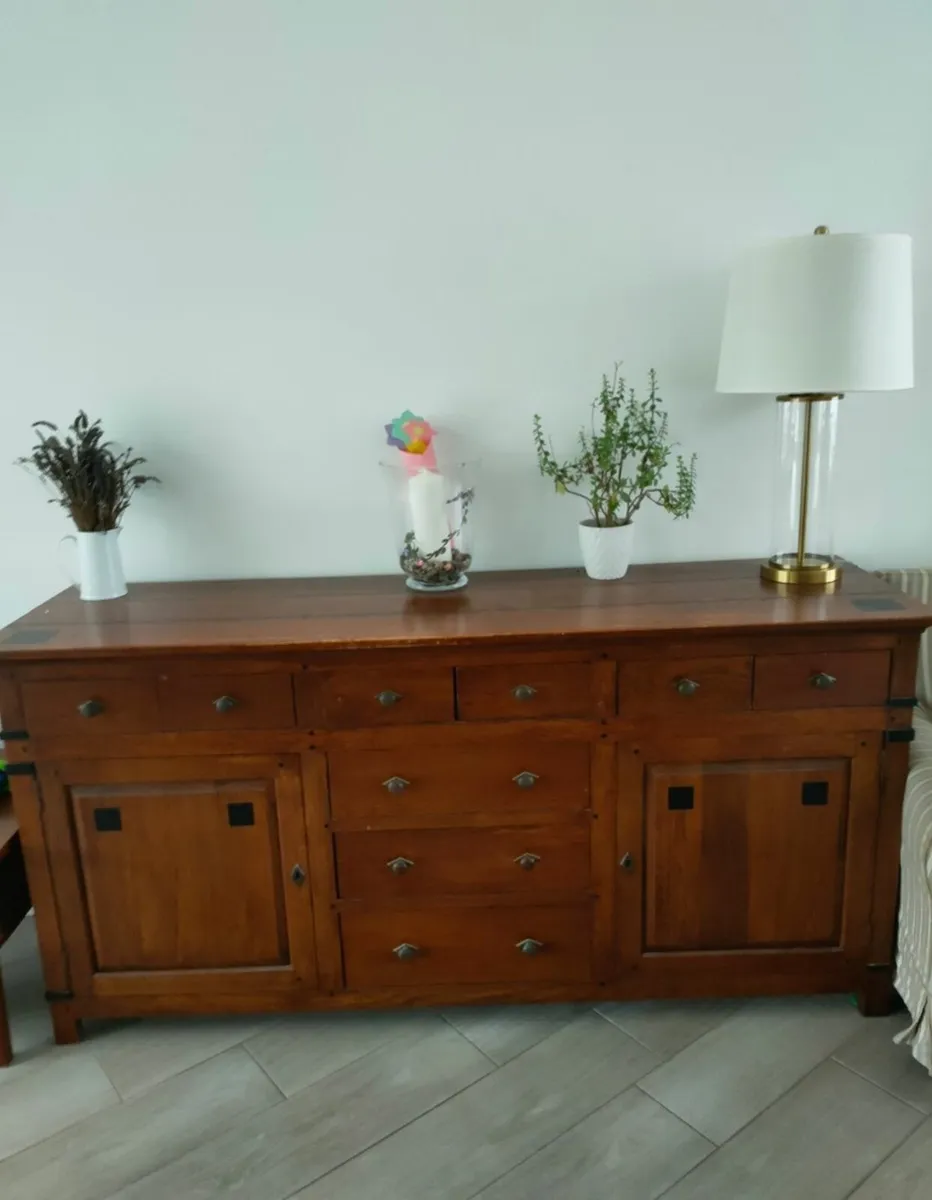 Sideboard - Image 2
