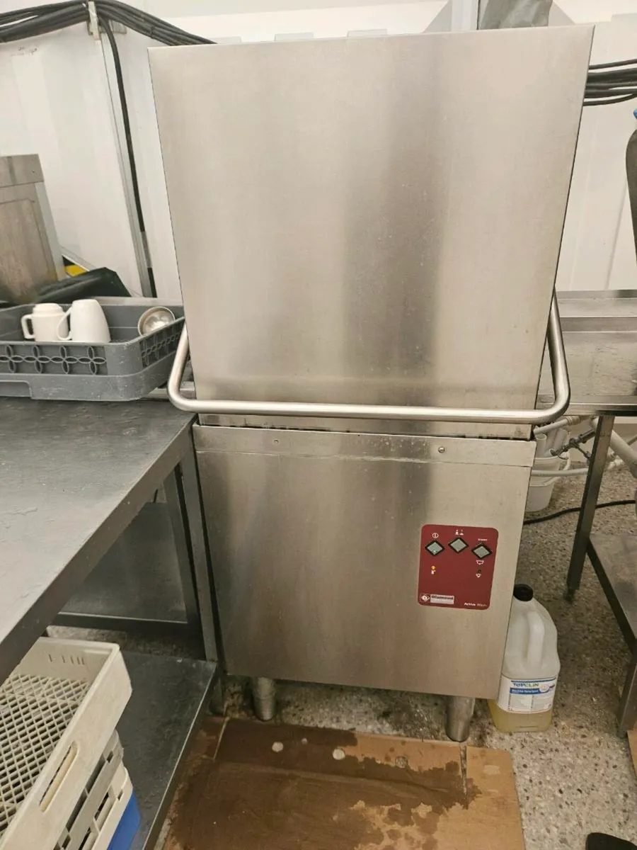 Kitchen - Image 2