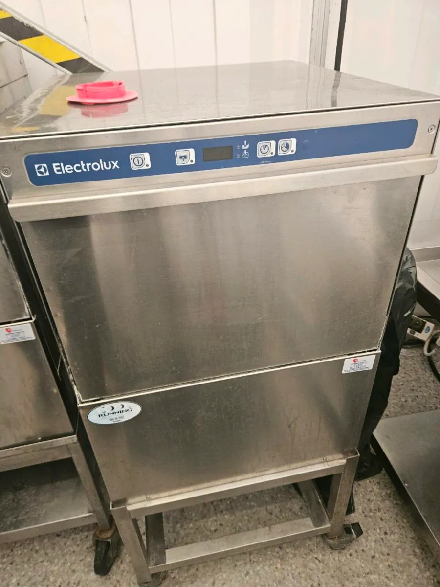 Kitchen - Image 3