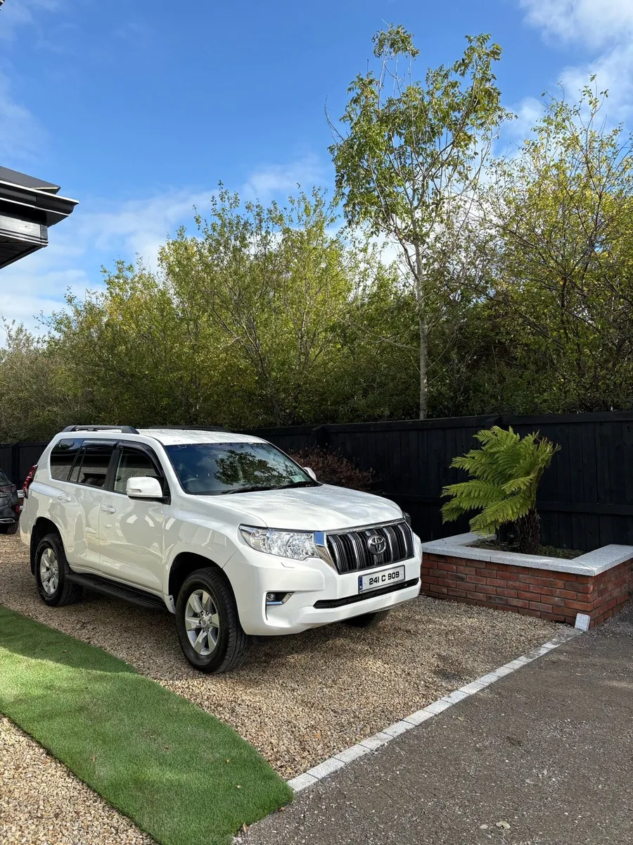 2024 Toyota Land Cruiser no vat - Image 1
