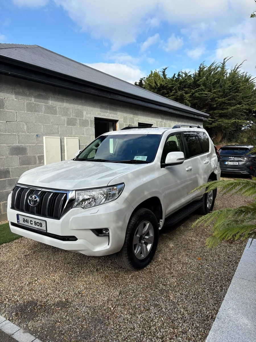 2024 Toyota Land Cruiser no vat - Image 2