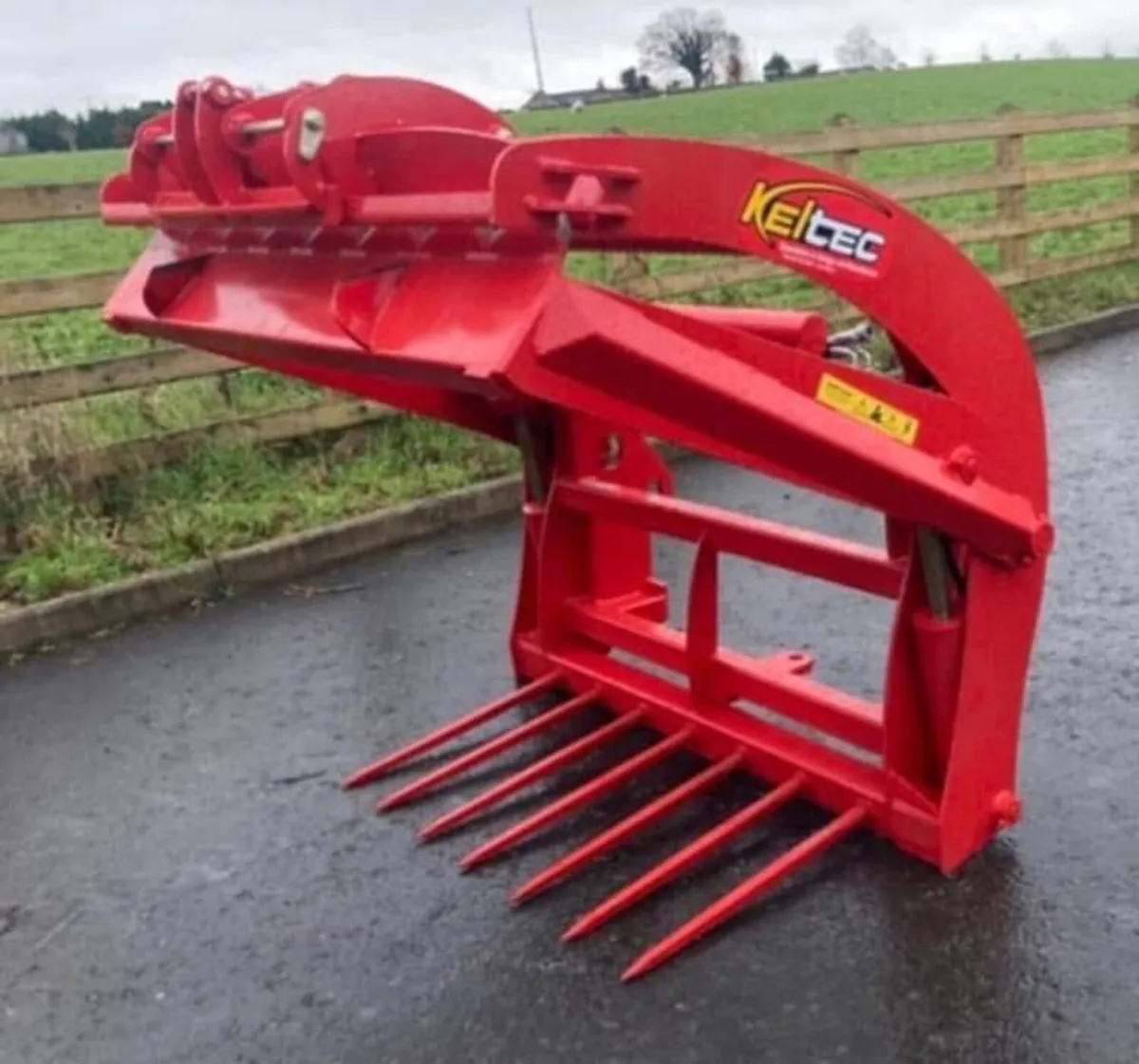 Keltec Bale Slice - Image 1