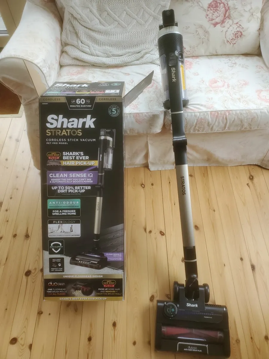 Shark Stratos cordless stick vacuum - Image 1