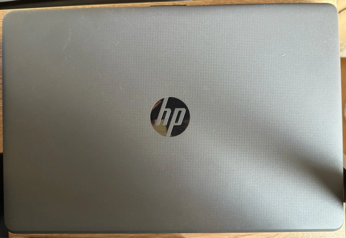 HP 250 G6 laptop in great condition. - Image 1