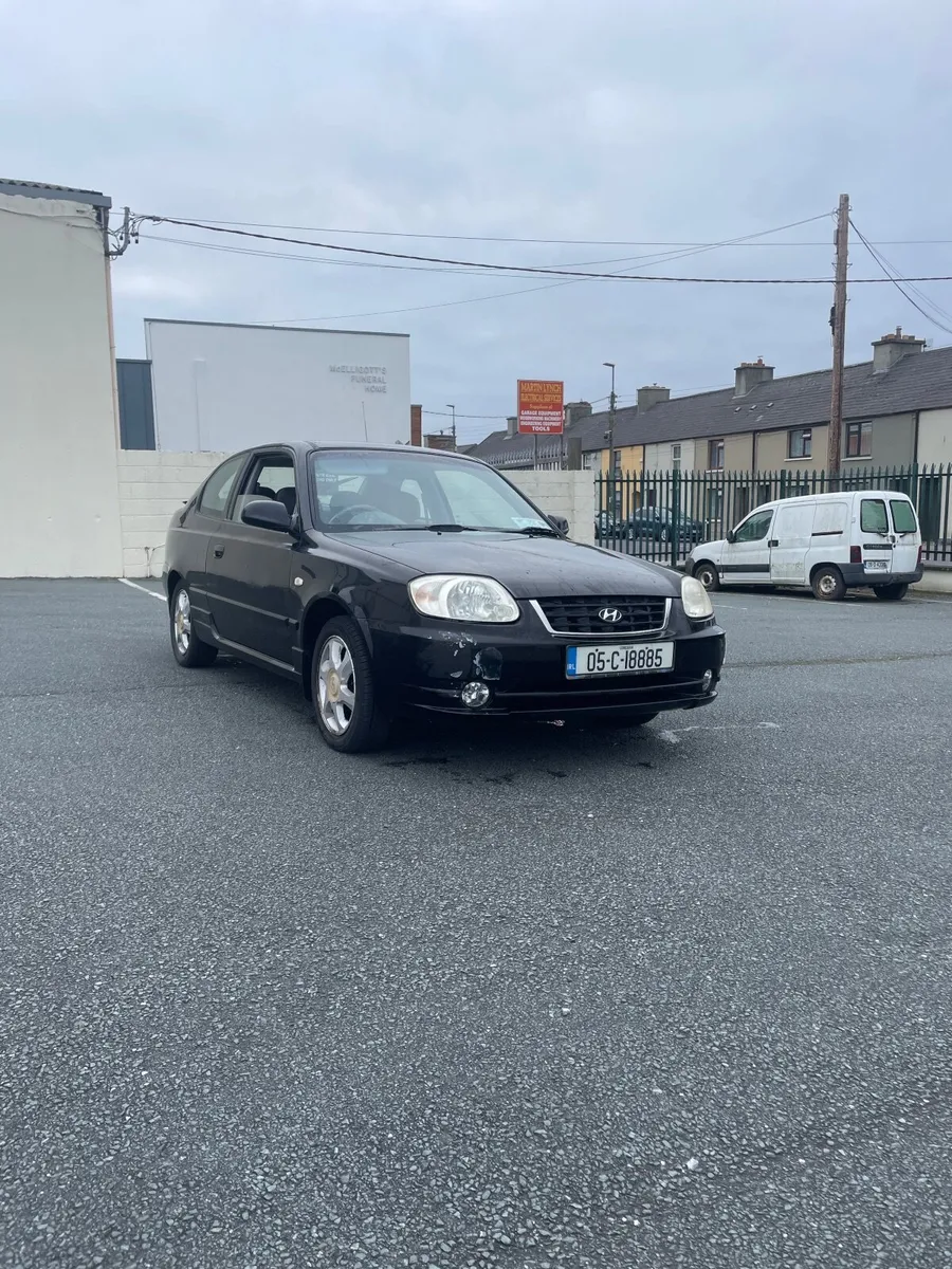 Hyundai Accent 2005 - Image 4