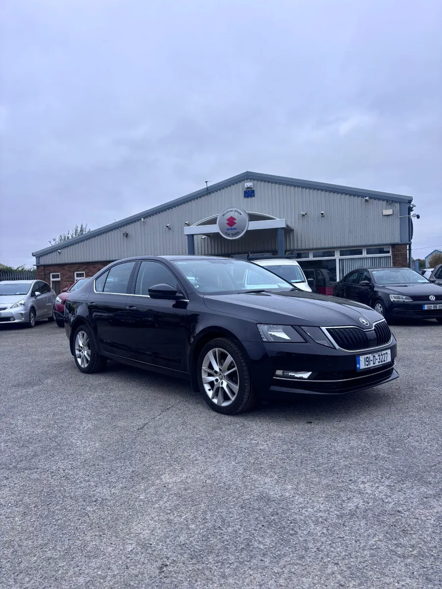 191 Skoda Octavia 1.6 TDI STYLE - Image 1