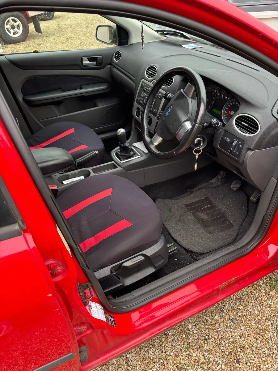 Ford Focus - Image 4