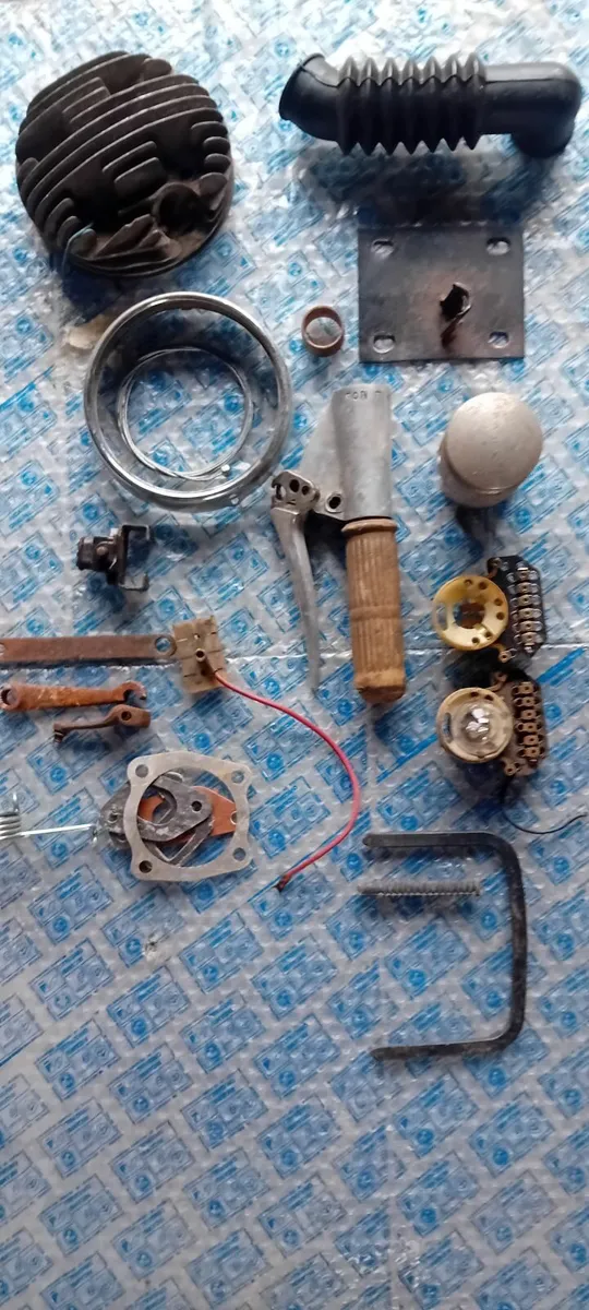 Vespa and Italian Lambretta spares - Image 3