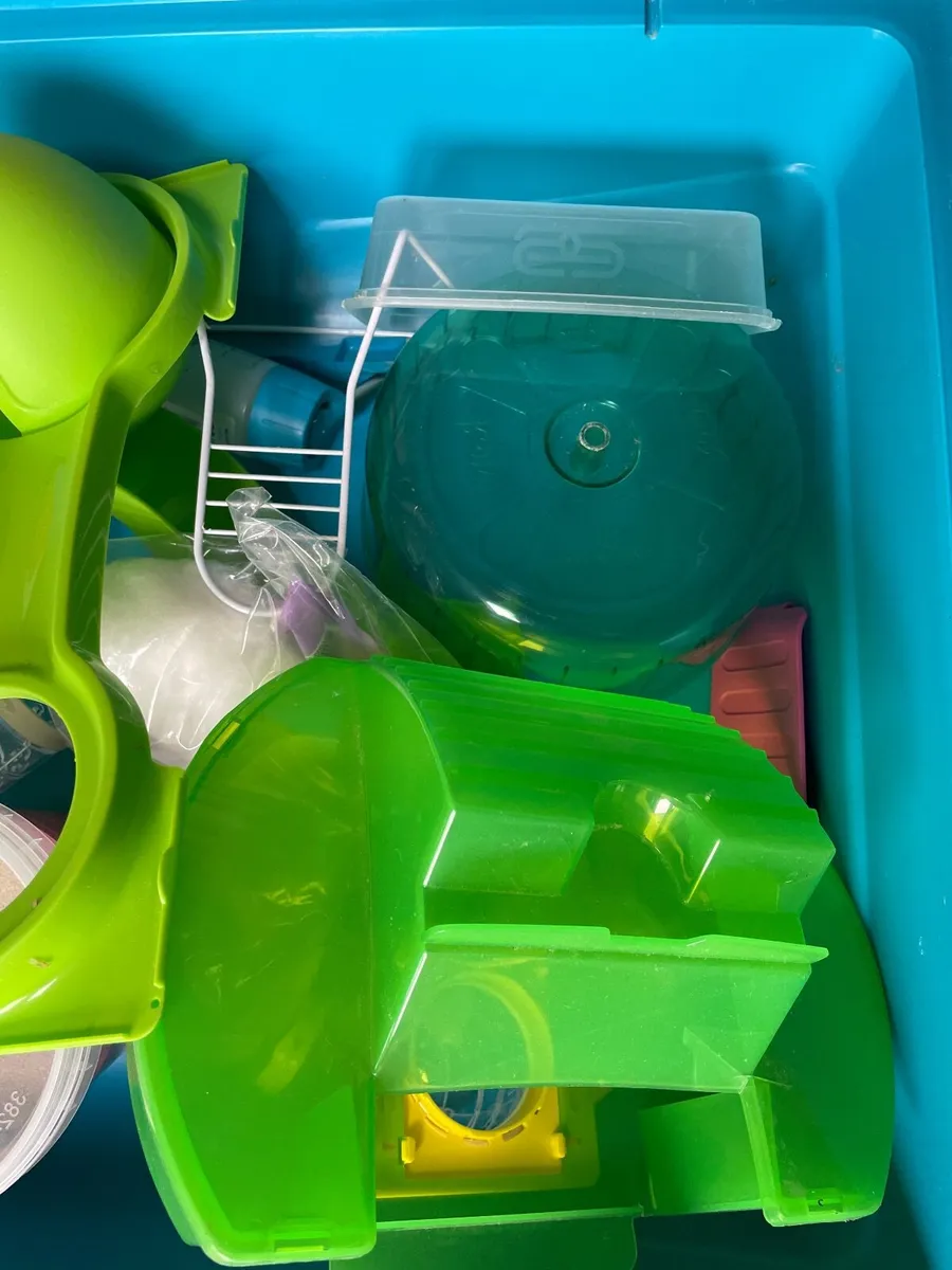 Hamster cage & accessories - Image 4