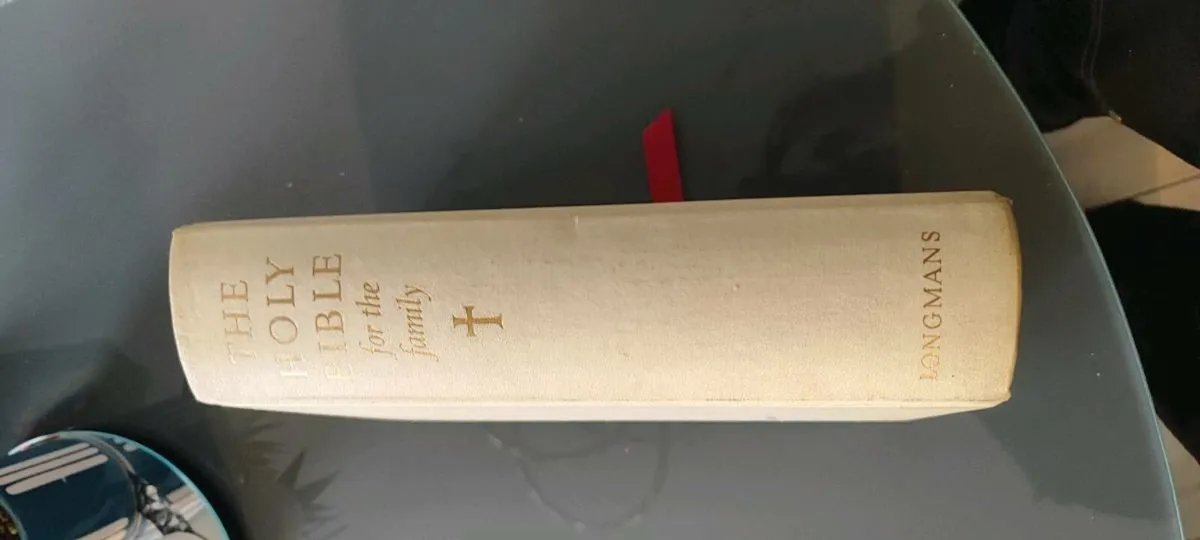Vintage Holy Bible 1958 - Image 2