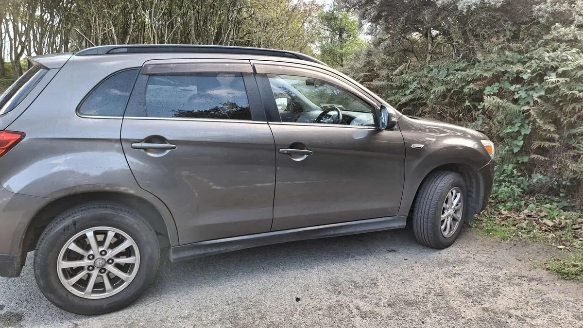 Mitsubishi - Image 4