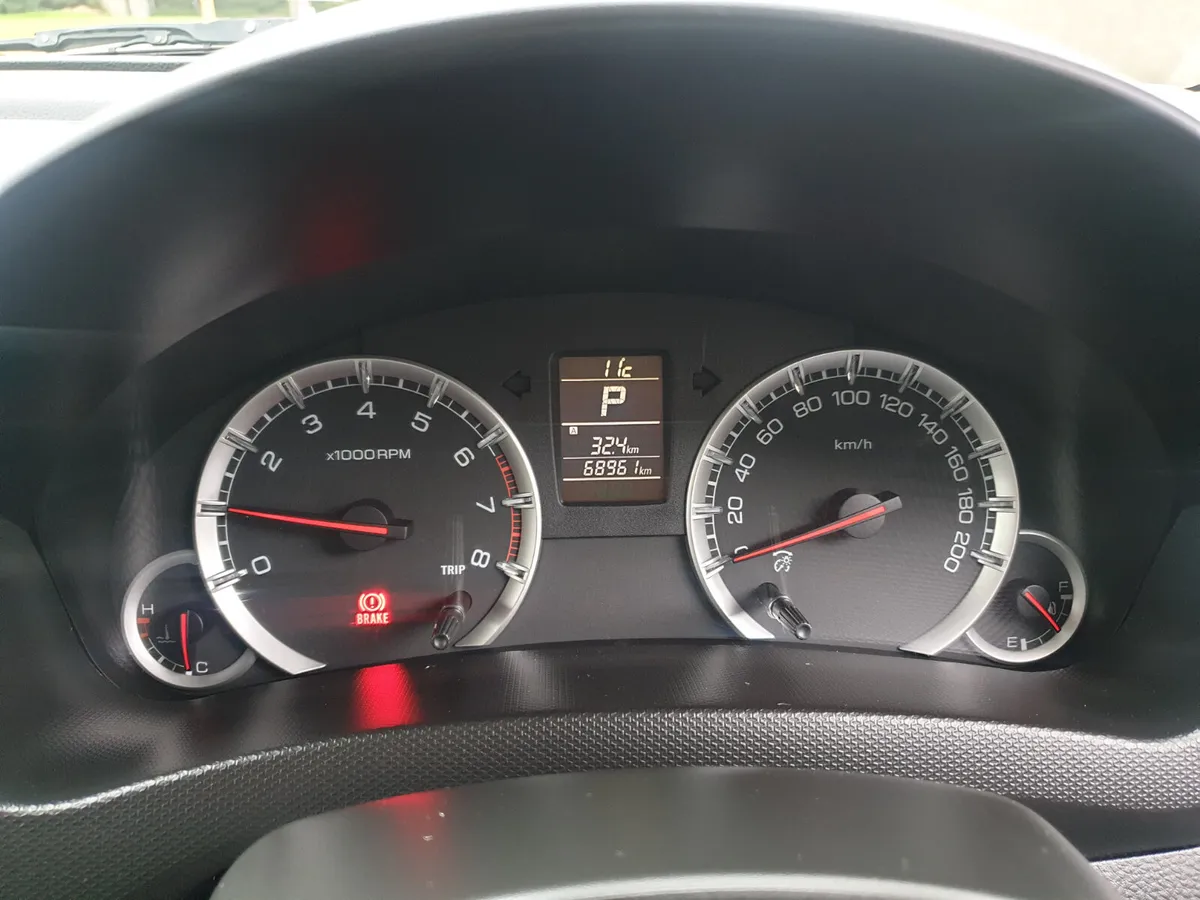 RESERVE Suzuki Swift 2015/AUTO/1.2 PETROL/LOW MILE - Image 4