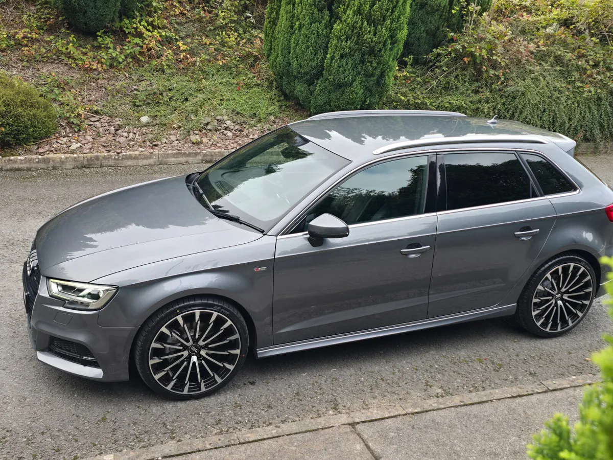 AUDI A3 SPORTBACK S-LINE AUTO 2.0 150BHP - Image 4
