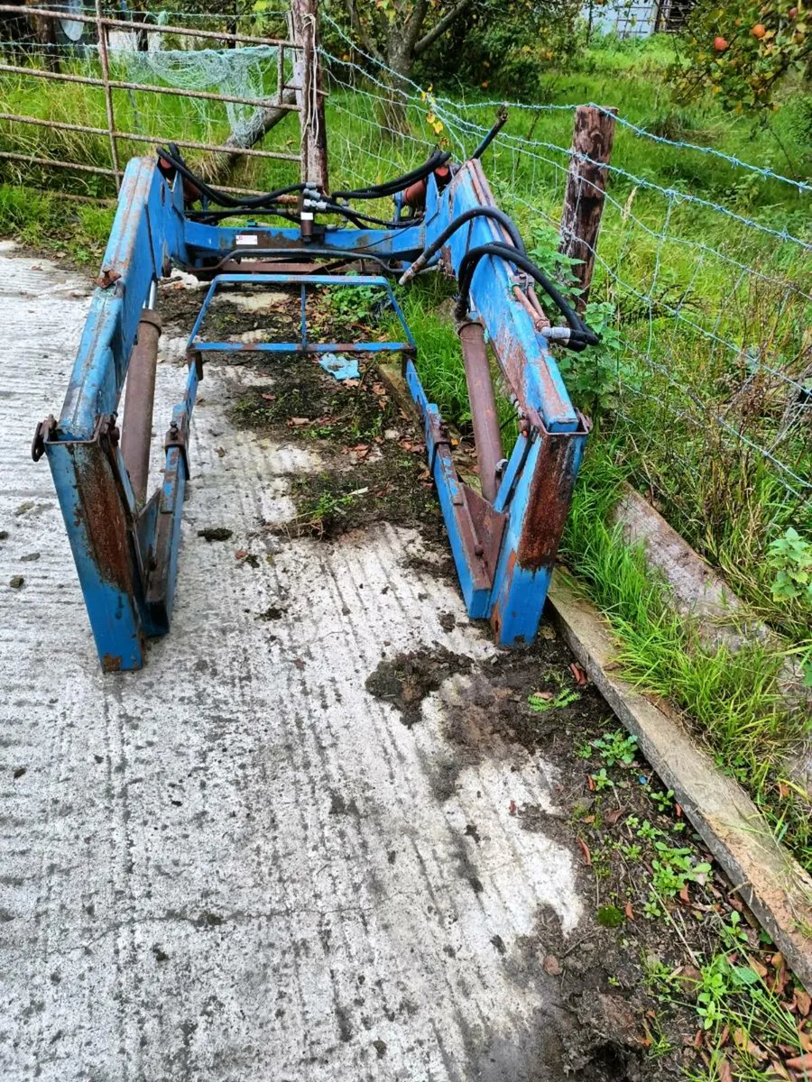 Tanco loader - Image 1