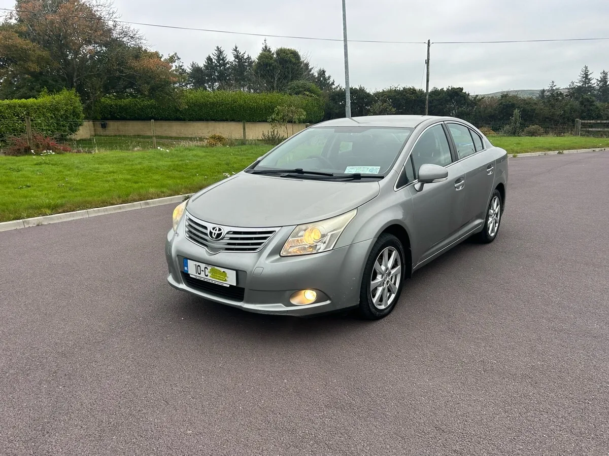 10 Toyota Avensis, 14 month test. - Image 1