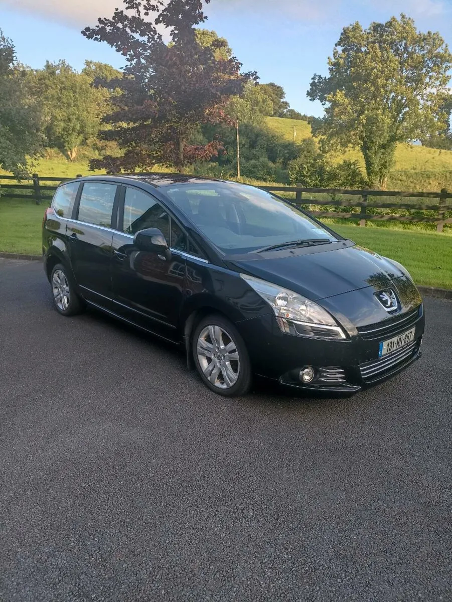 Peugeot 5008 - Image 1