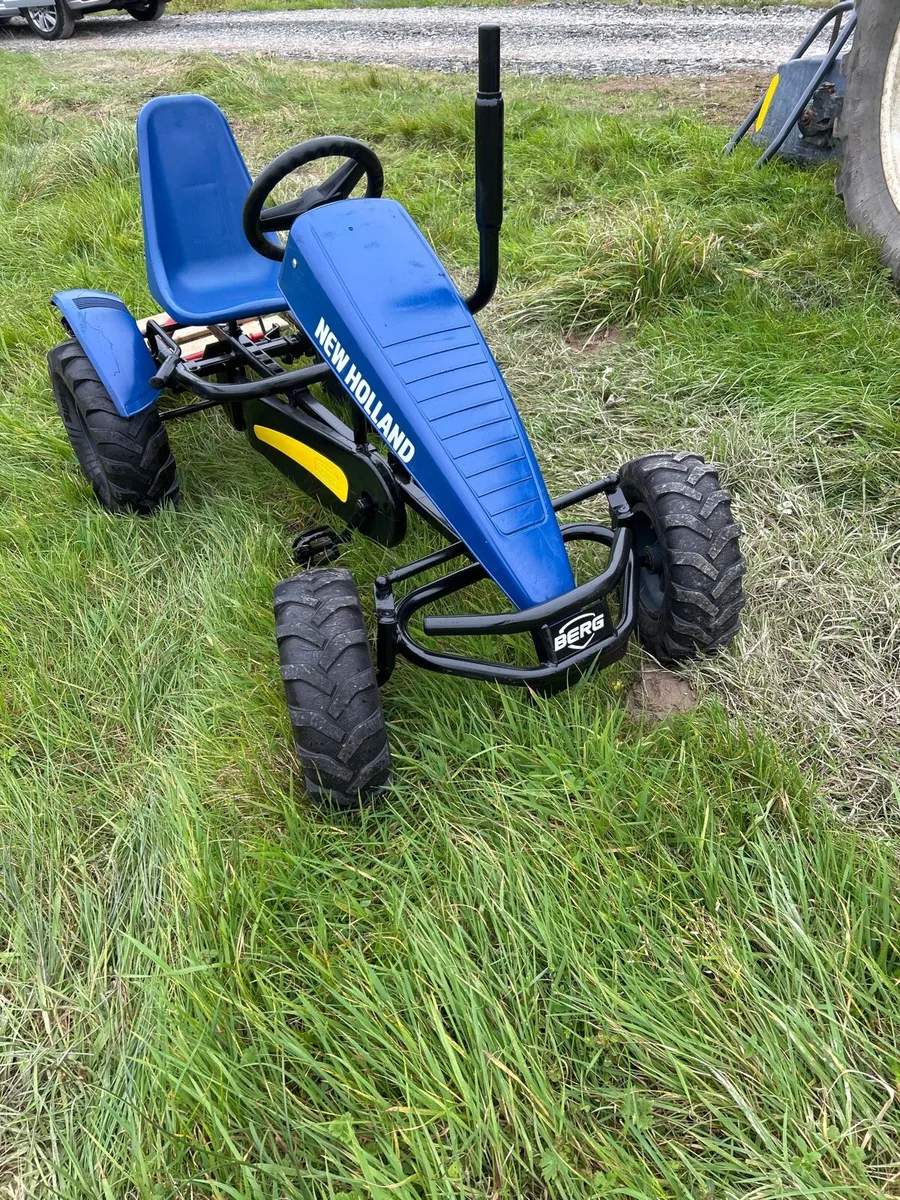 Berg new Holland go kart : mint condition - Image 2