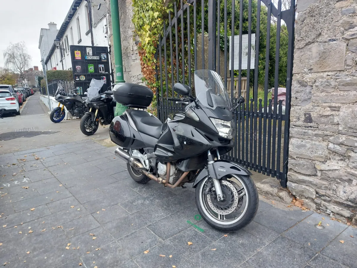 2006 HONDA NT700 DEAUVILLE MOTO4U - Image 3