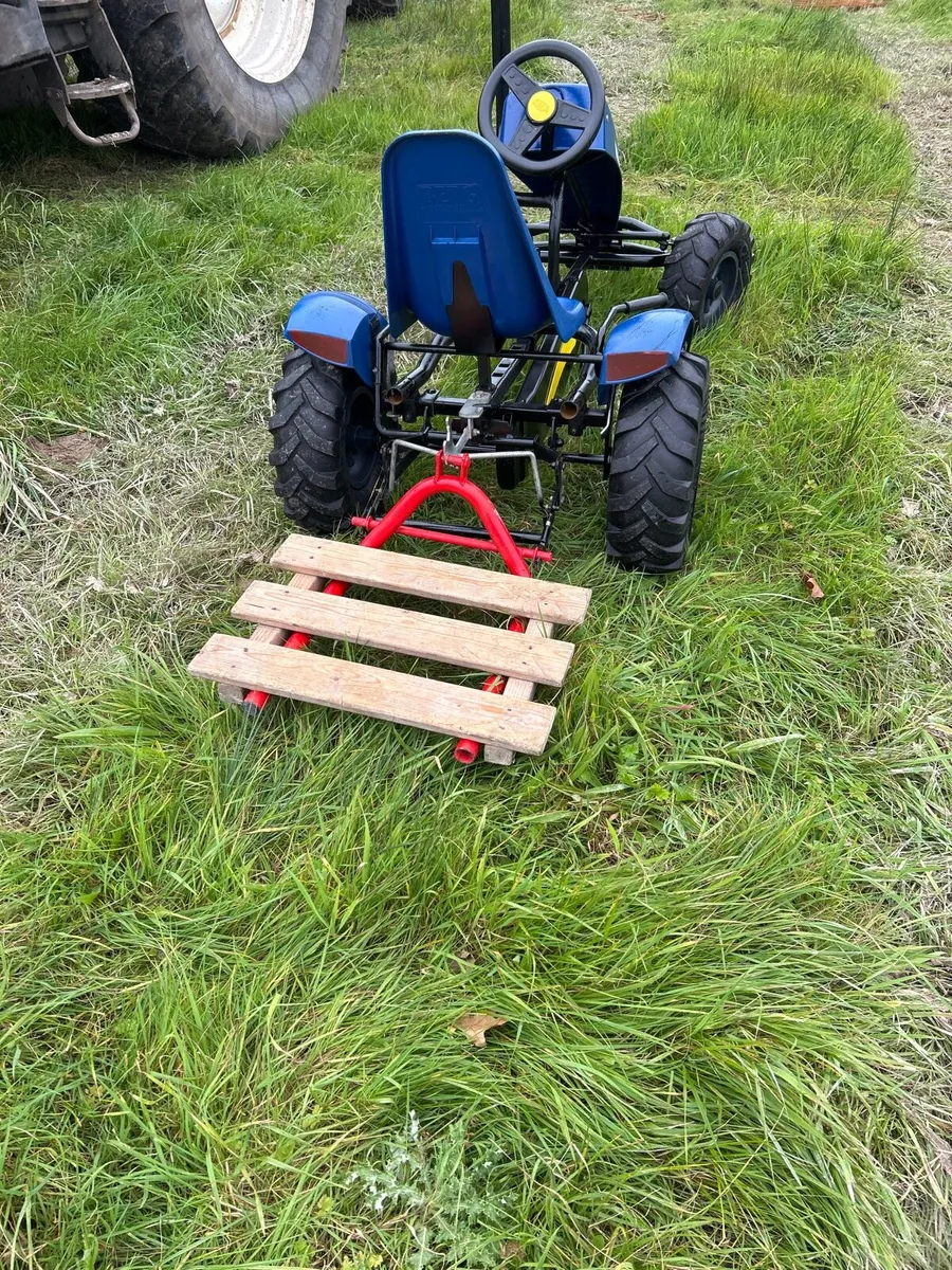 Berg new Holland go kart : mint condition - Image 3