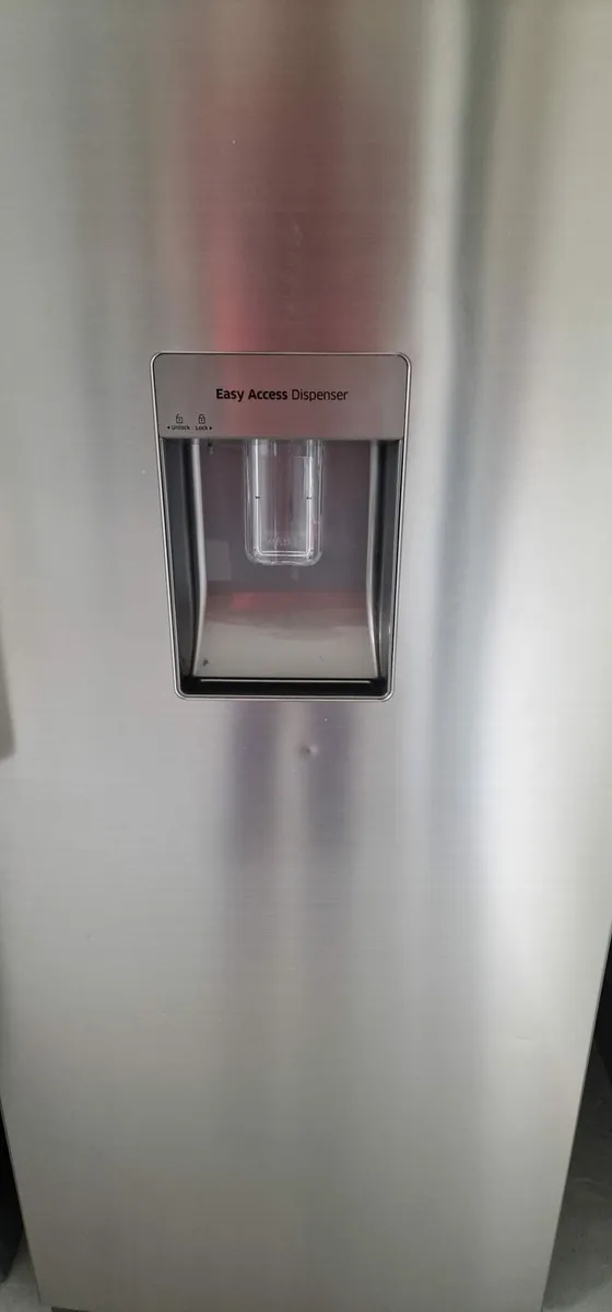 Fridge - Image 2
