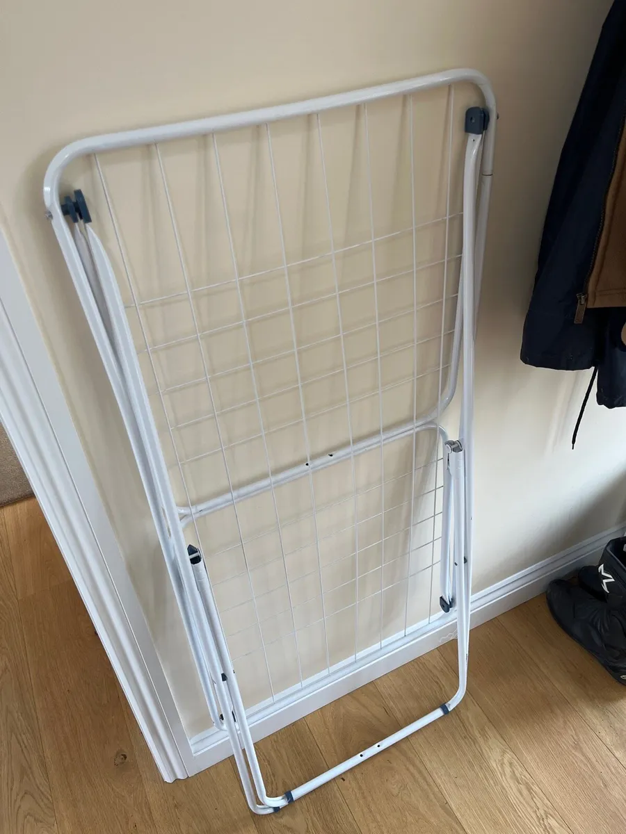 Laundry rack