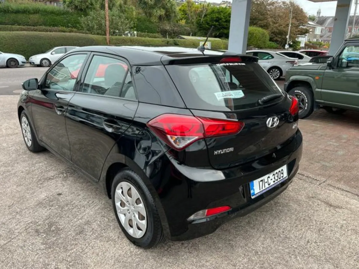 Hyundai i20 Active Petrol Classic 5DR - Image 4