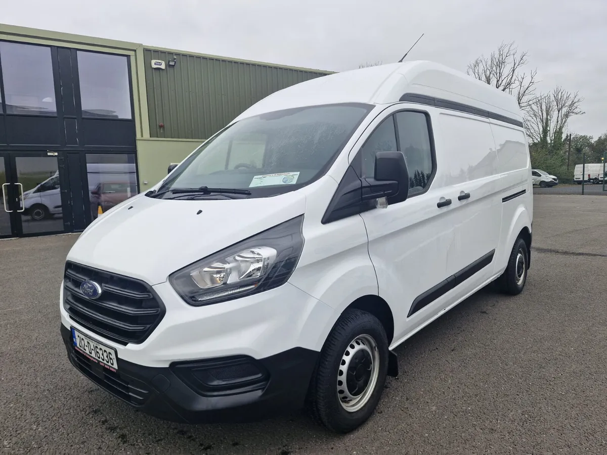 Ford Transit 2021 - Image 1