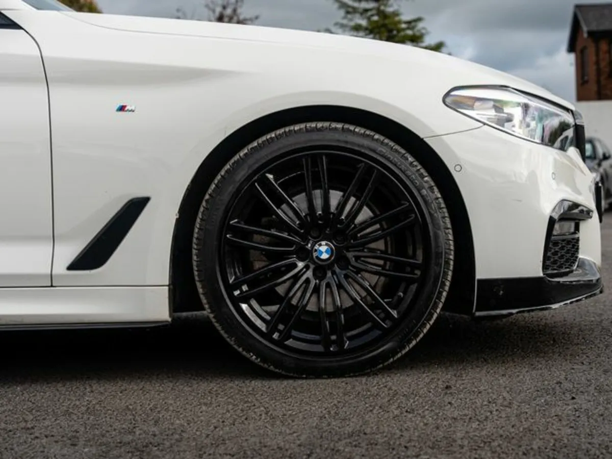 BMW 5-Series 520D MSP ZM6N 4DR Auto - Image 4