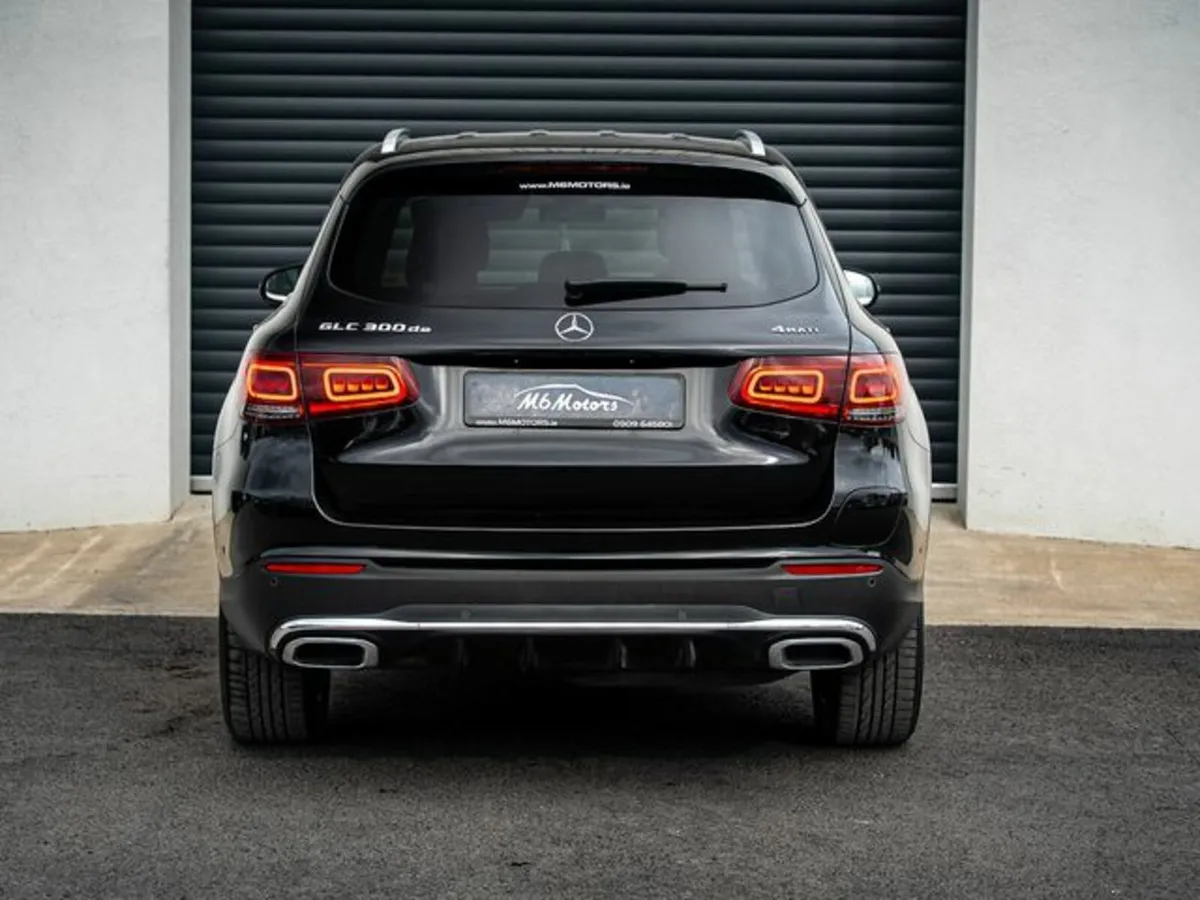 Mercedes-Benz GLC GLC 300 DE 4MATIC AMG LINE - Image 4