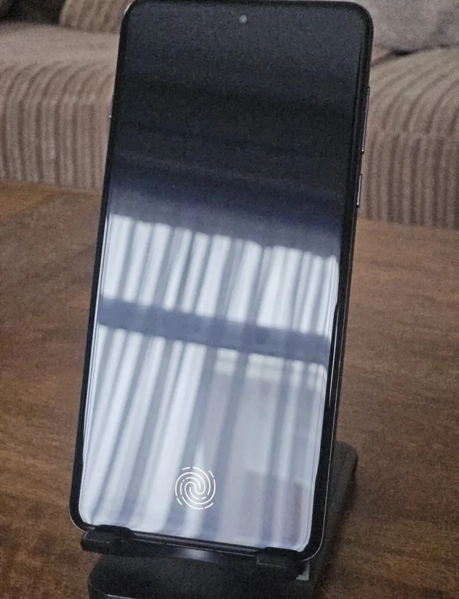 Oppo Find X8 pro - Image 3