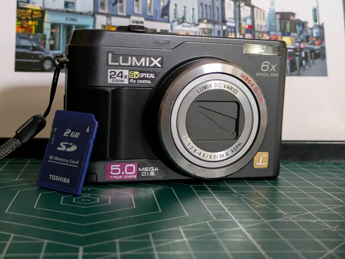 Panasonic Lumix LZ2 5MP CCD🌈 digital compact 📸 - Image 4