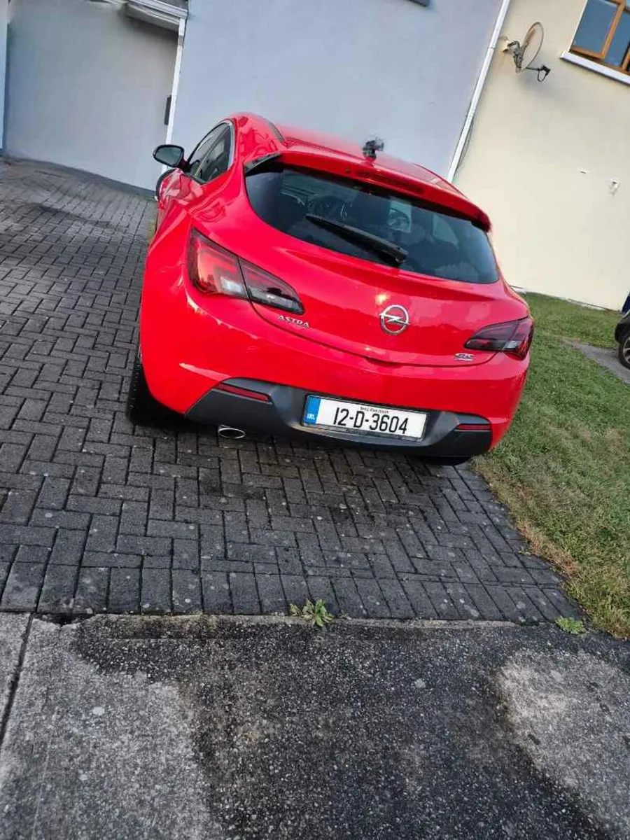 2.0l Opel Astra GTC SRi - Image 1