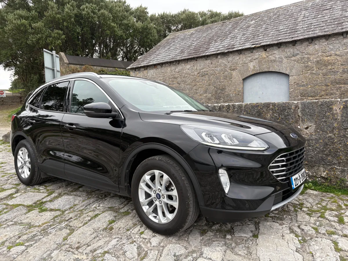 2022 Ford Kuga TDCI Titanium - Image 2