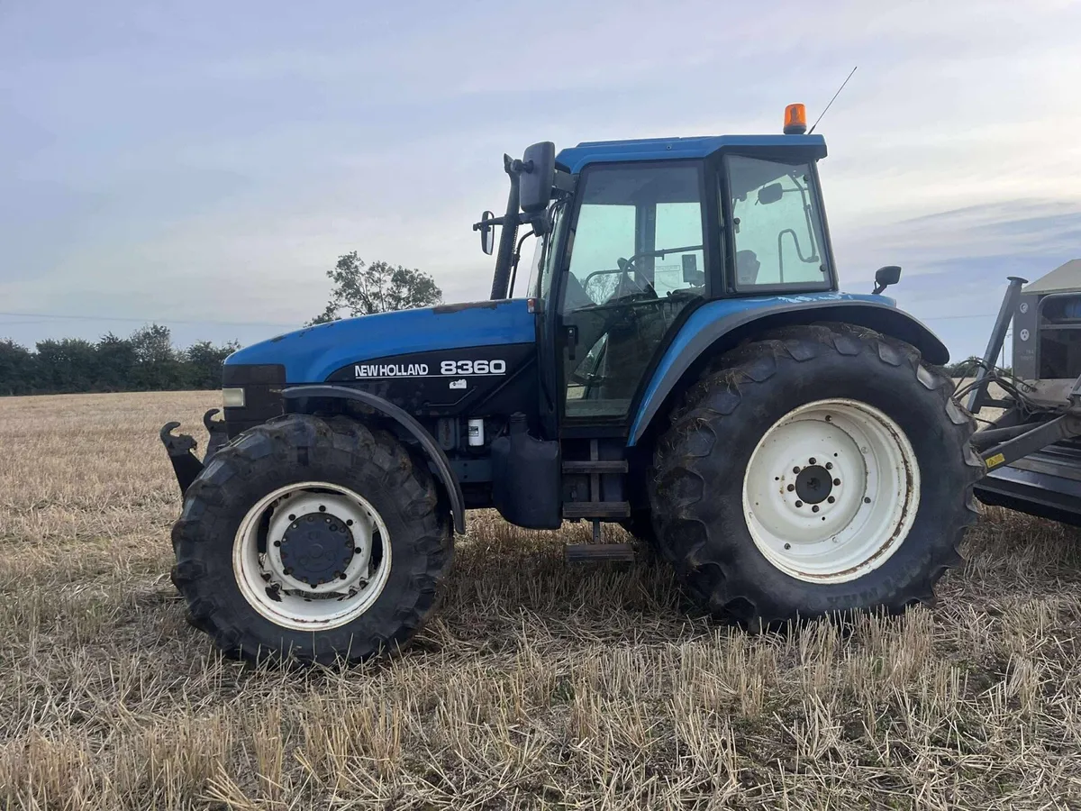 New Holland 8360 - Image 1