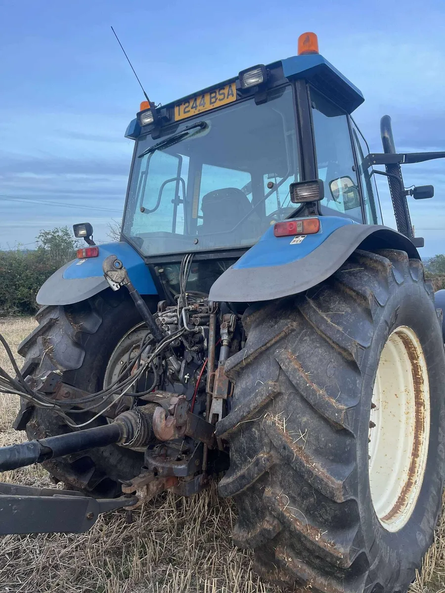 New Holland 8360 - Image 4