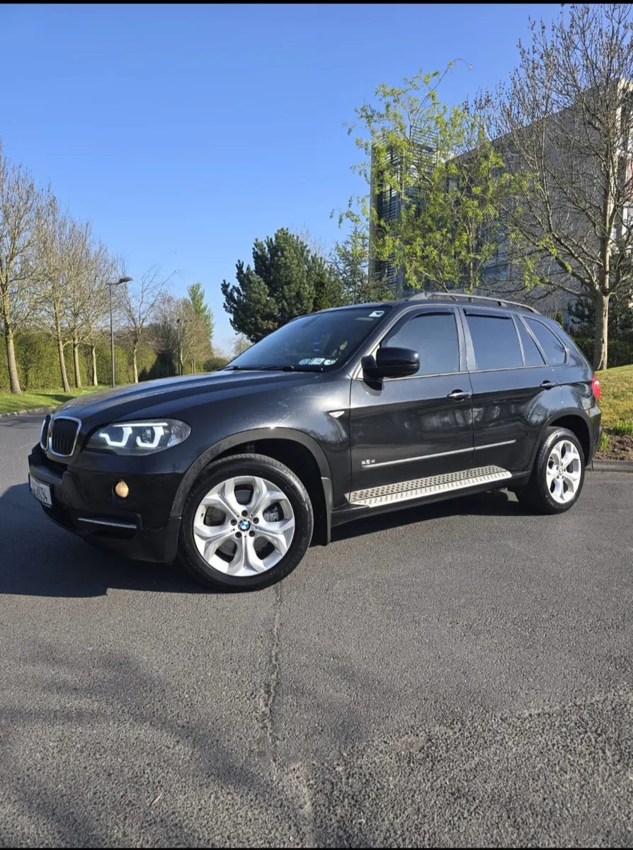 BMW X5 2007 Crewcab 333 tax - Image 2