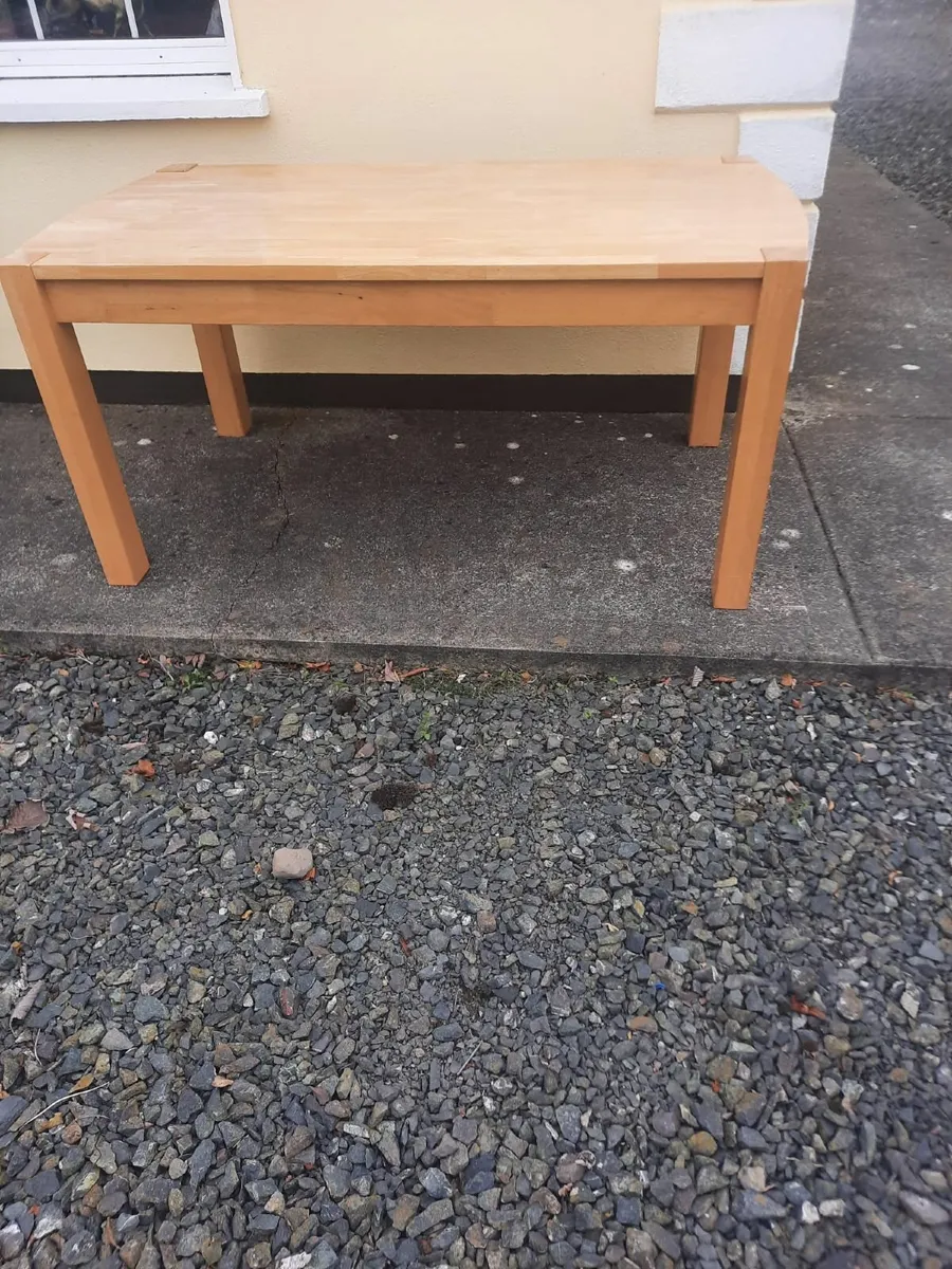 Kitchen table - Image 3
