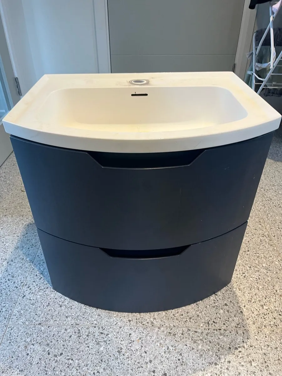 Sonas Bathroom wall hung 60cm vanity unit / basin - Image 1