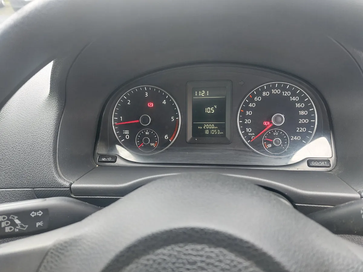 Volkswagen Caddy 2015 - Image 3