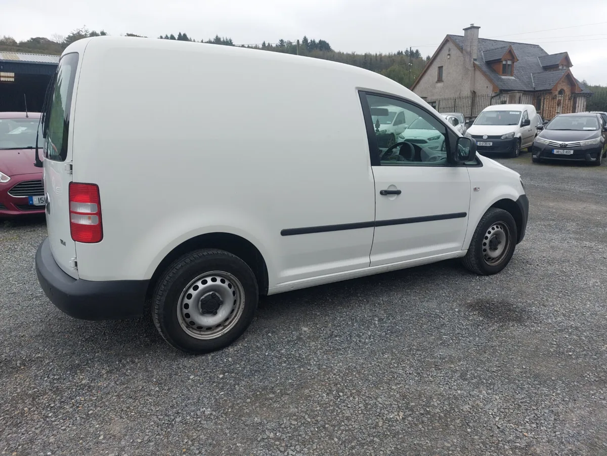 Volkswagen Caddy 2015 - Image 4